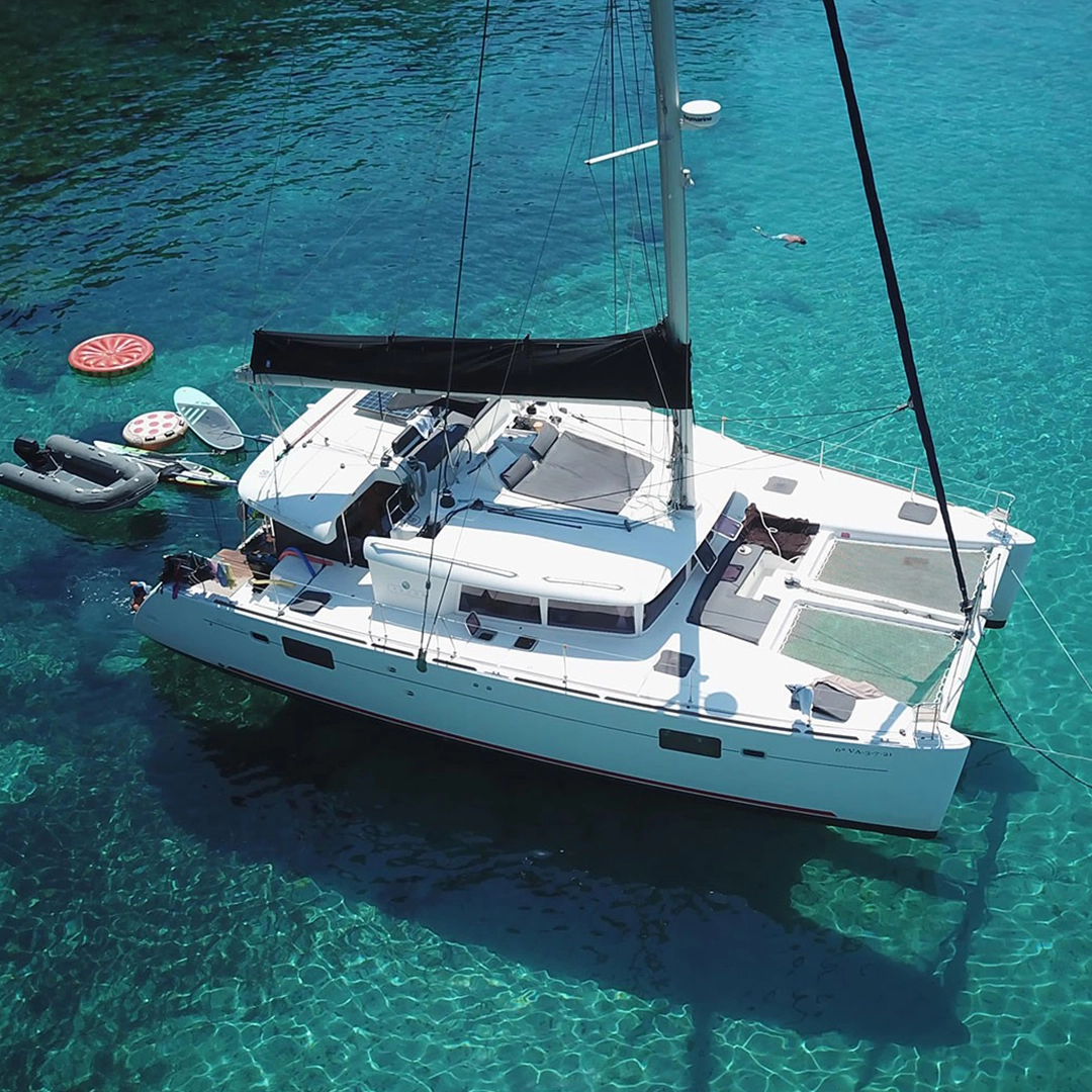Catamarán Lagoon 450 “QUICON”