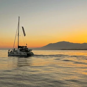 LAGOON 380 sunset